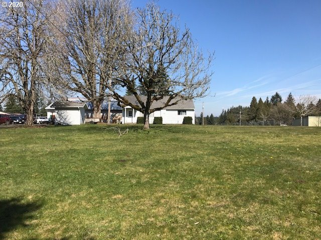 35303 Southeast Gunderson Road Sandy, OR 97055 - Photo 3 of 10