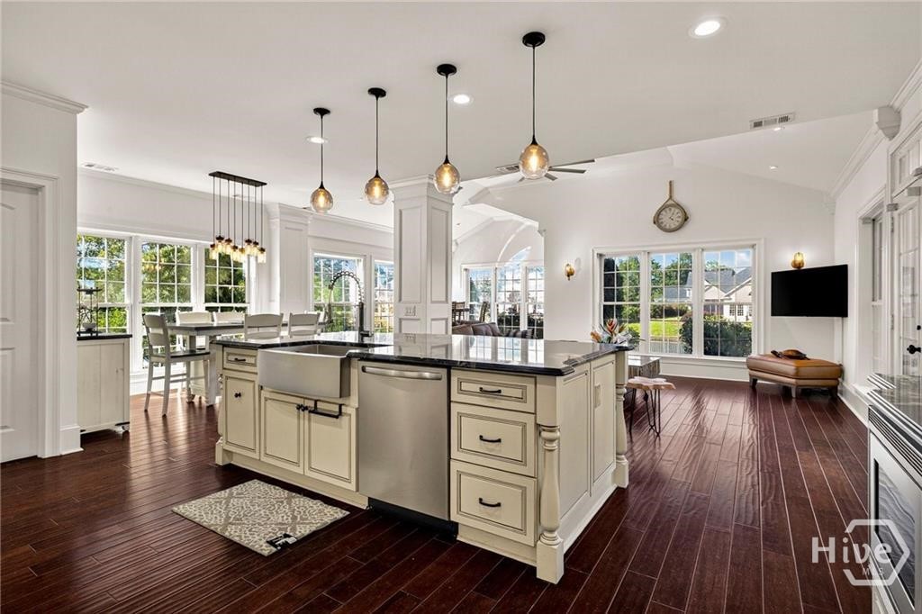 10 Reed Grass Lane Savannah, GA 31405 - Photo 10 of 36