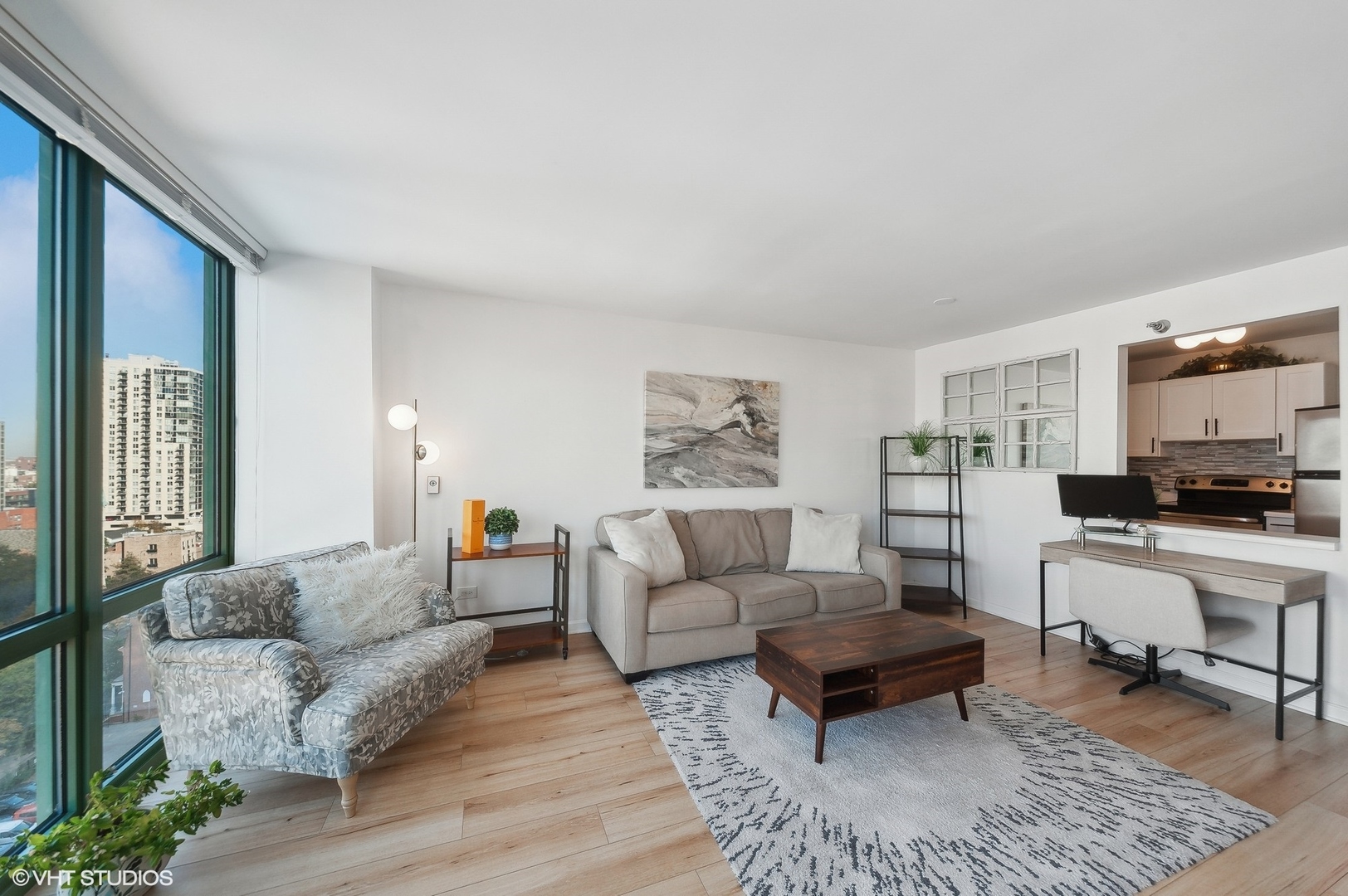 111 West Maple Street, Unit 909 Chicago, IL 60610 - Photo 4 of 23