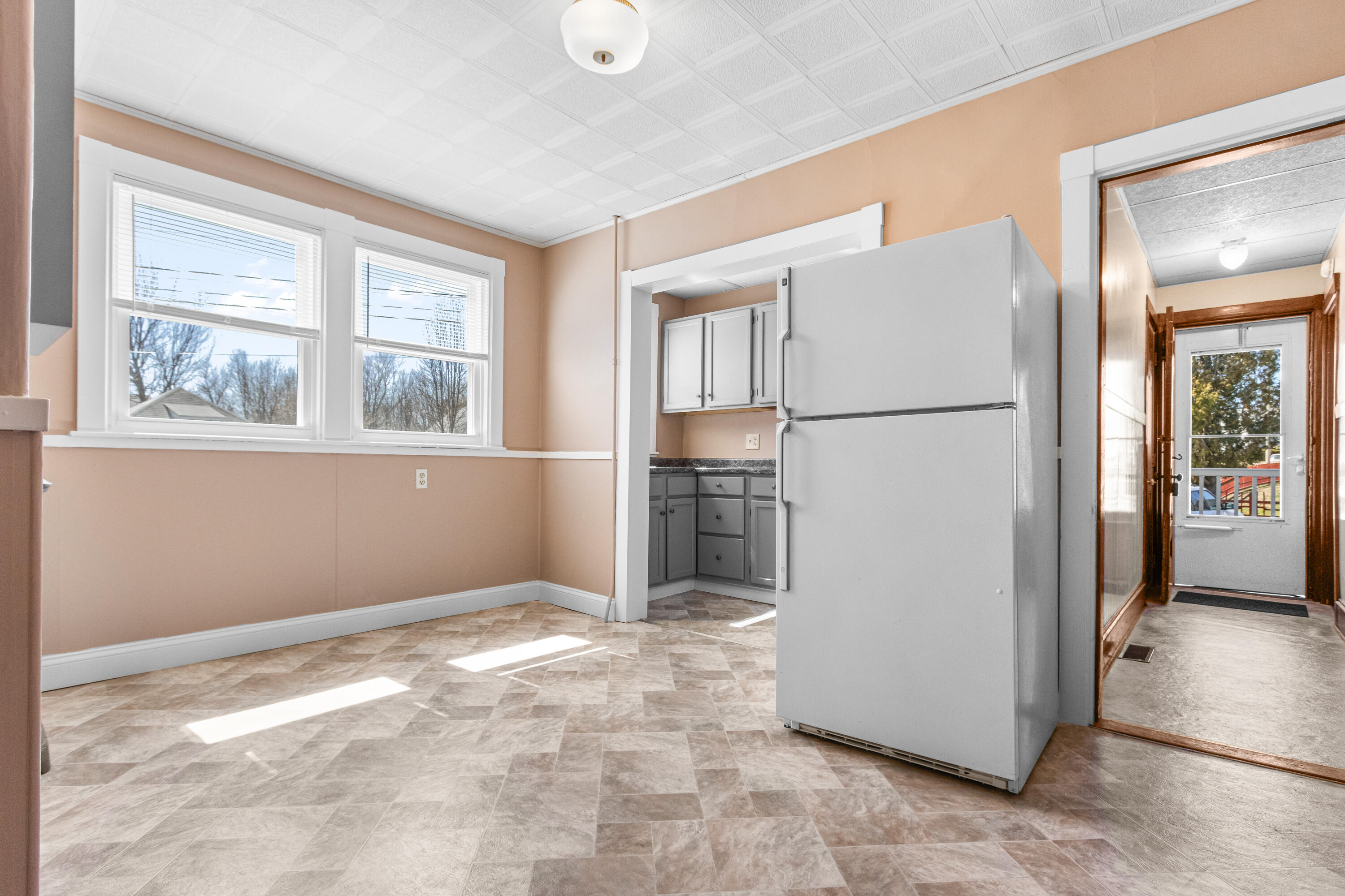 152 Allen Avenue Portland, ME 04103 - Photo 11 of 67 20250409JS-71003