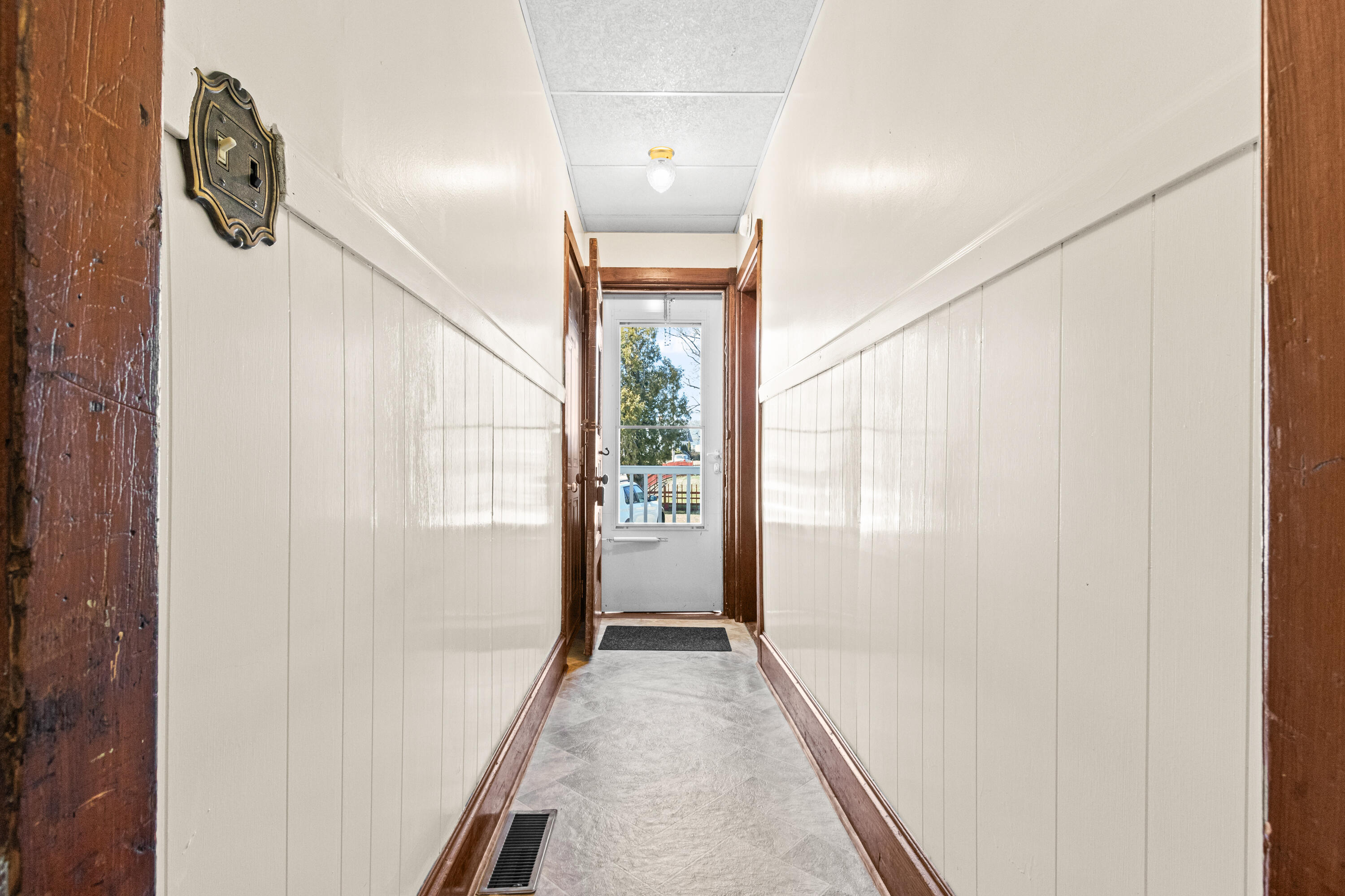 152 Allen Avenue Portland, ME 04103 - Photo 7 of 67 20250409JS-71002