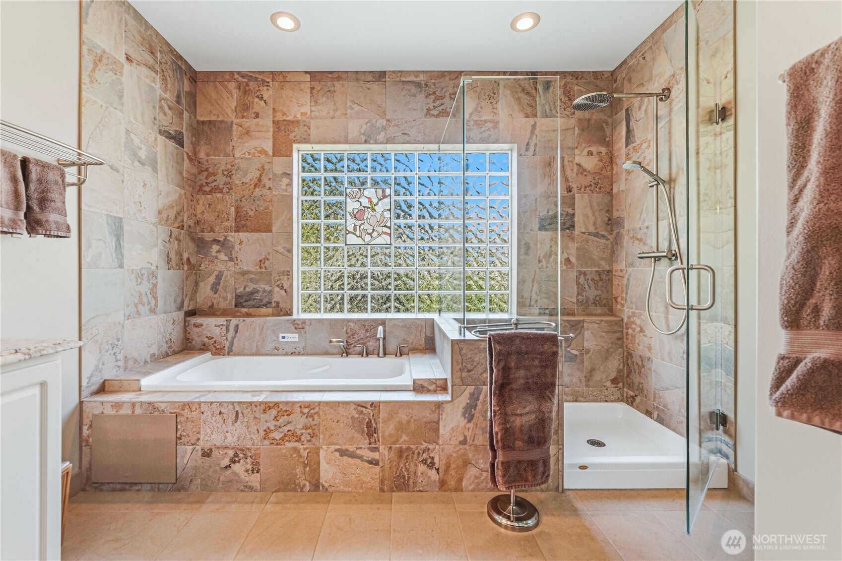 2777 Number 1 Canyon Road Wenatchee, WA 98801 - Photo 21 of 40