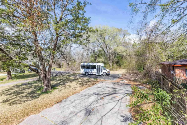 $18,000 | 2351 Plantation Drive, Baton Rouge, LA 70807
