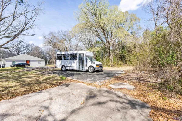 $18,000 | 2351 Plantation Drive, Baton Rouge, LA 70807