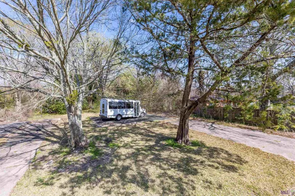 $18,000 | 2351 Plantation Drive, Baton Rouge, LA 70807