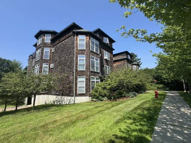 $512,500 | 91 Claire Point Road, Burlington, VT 05408