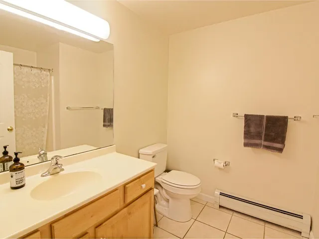 $512,500 | 91 Claire Point Road, Burlington, VT 05408