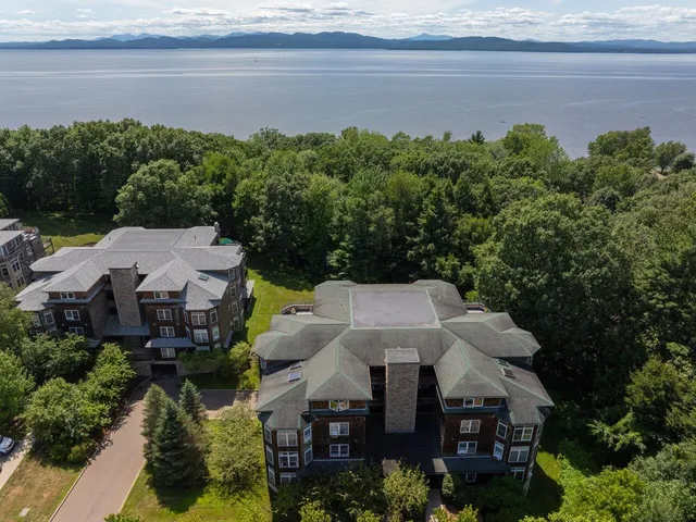 $512,500 | 91 Claire Point Road, Burlington, VT 05408