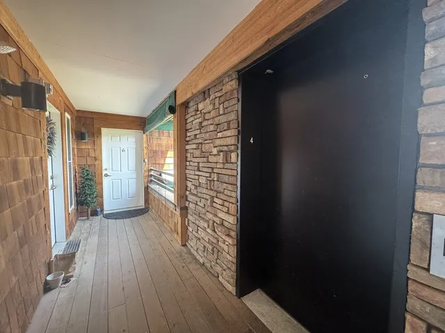 $512,500 | 91 Claire Point Road, Burlington, VT 05408