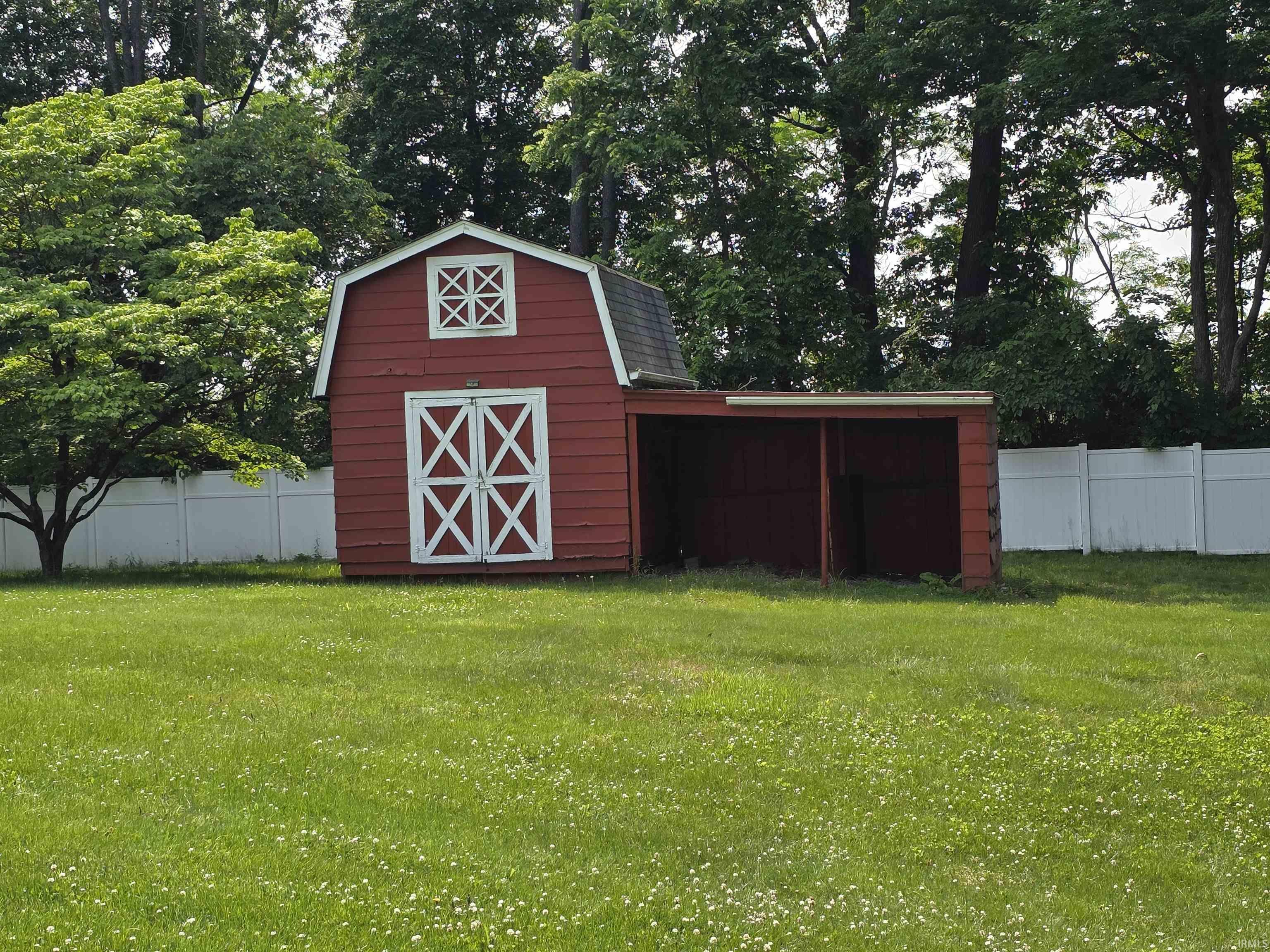 1619 West Arlington Road Bloomington, IN 47404 - Photo 17 of 23