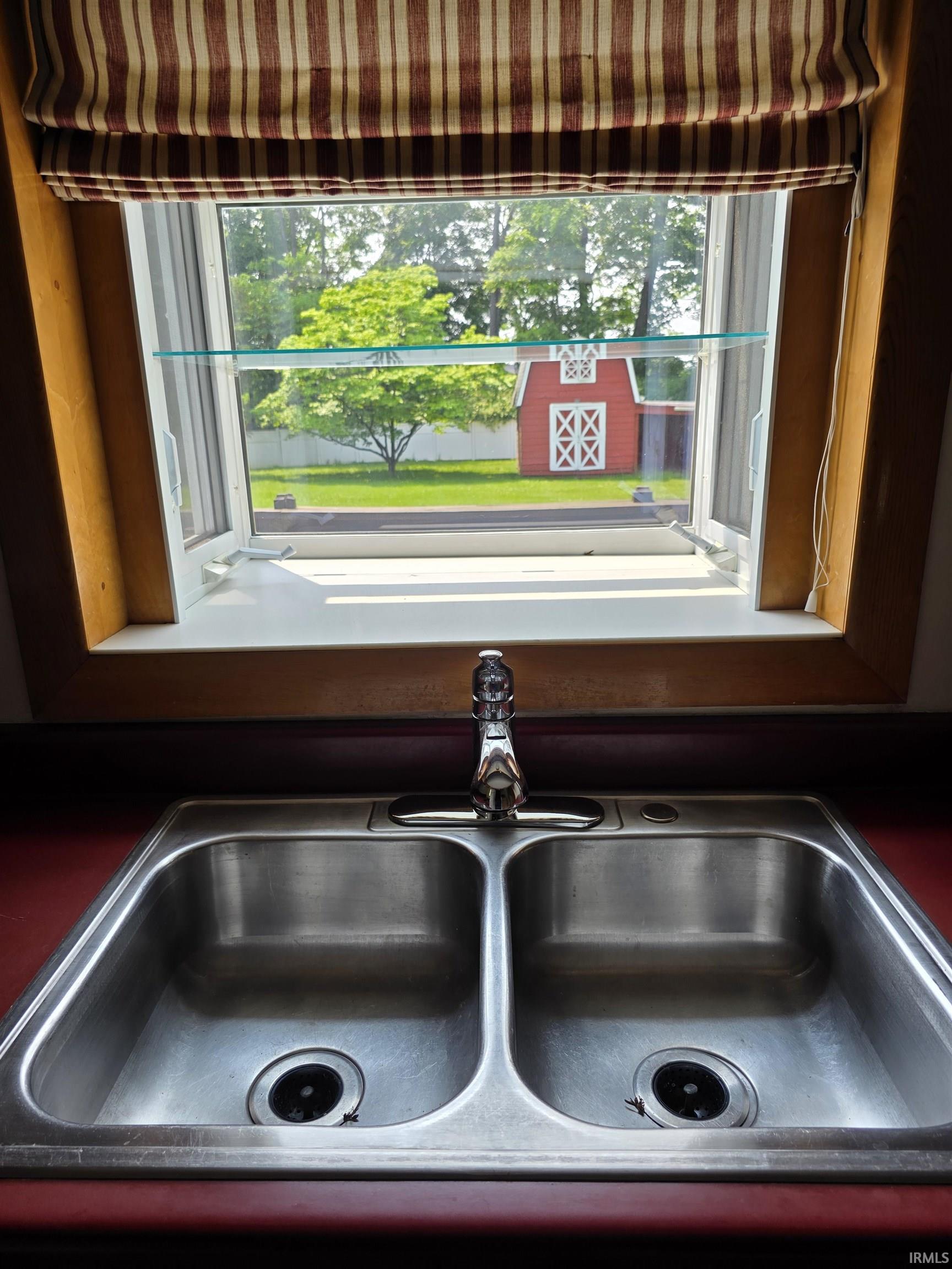 1619 West Arlington Road Bloomington, IN 47404 - Photo 6 of 23