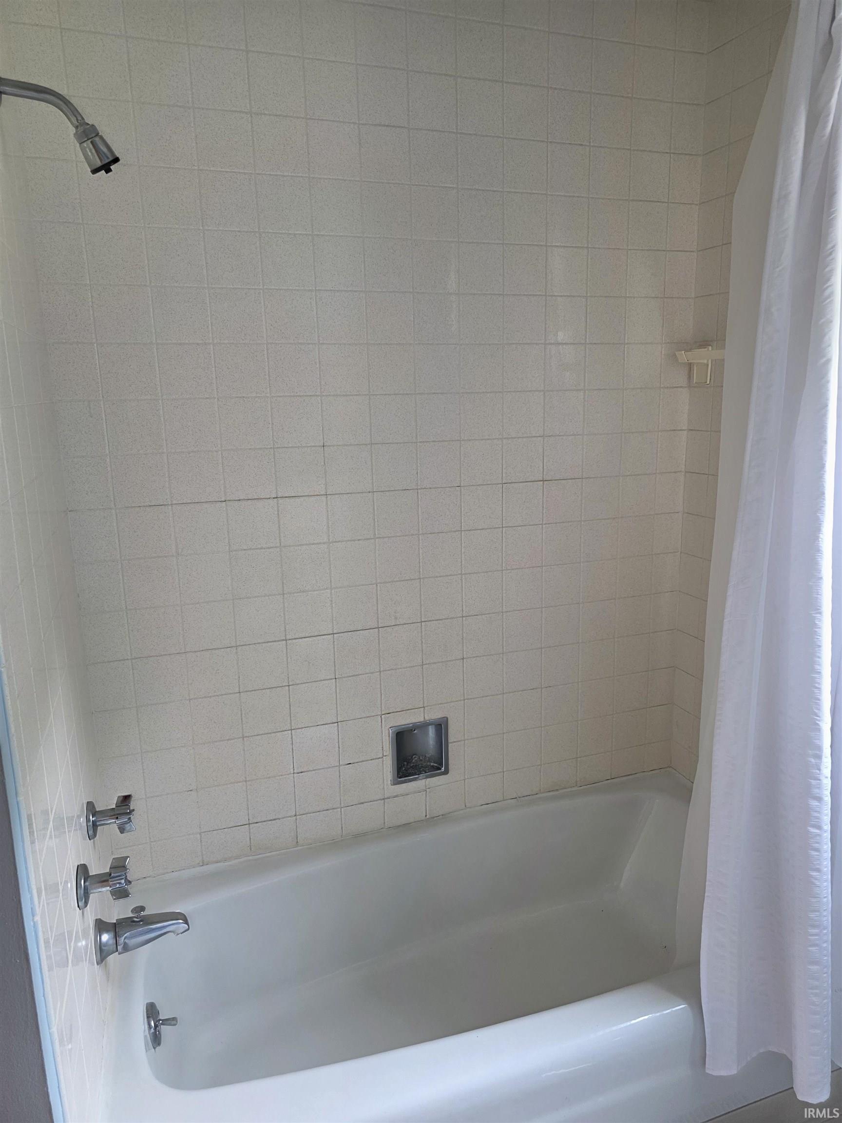 1619 West Arlington Road Bloomington, IN 47404 - Photo 10 of 23