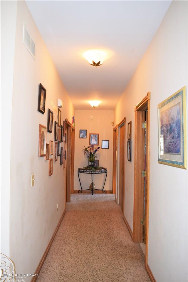 7600 Hewitt Road Avoca, MI 48006 - Photo 40 of 73 31297035-39.JPG
