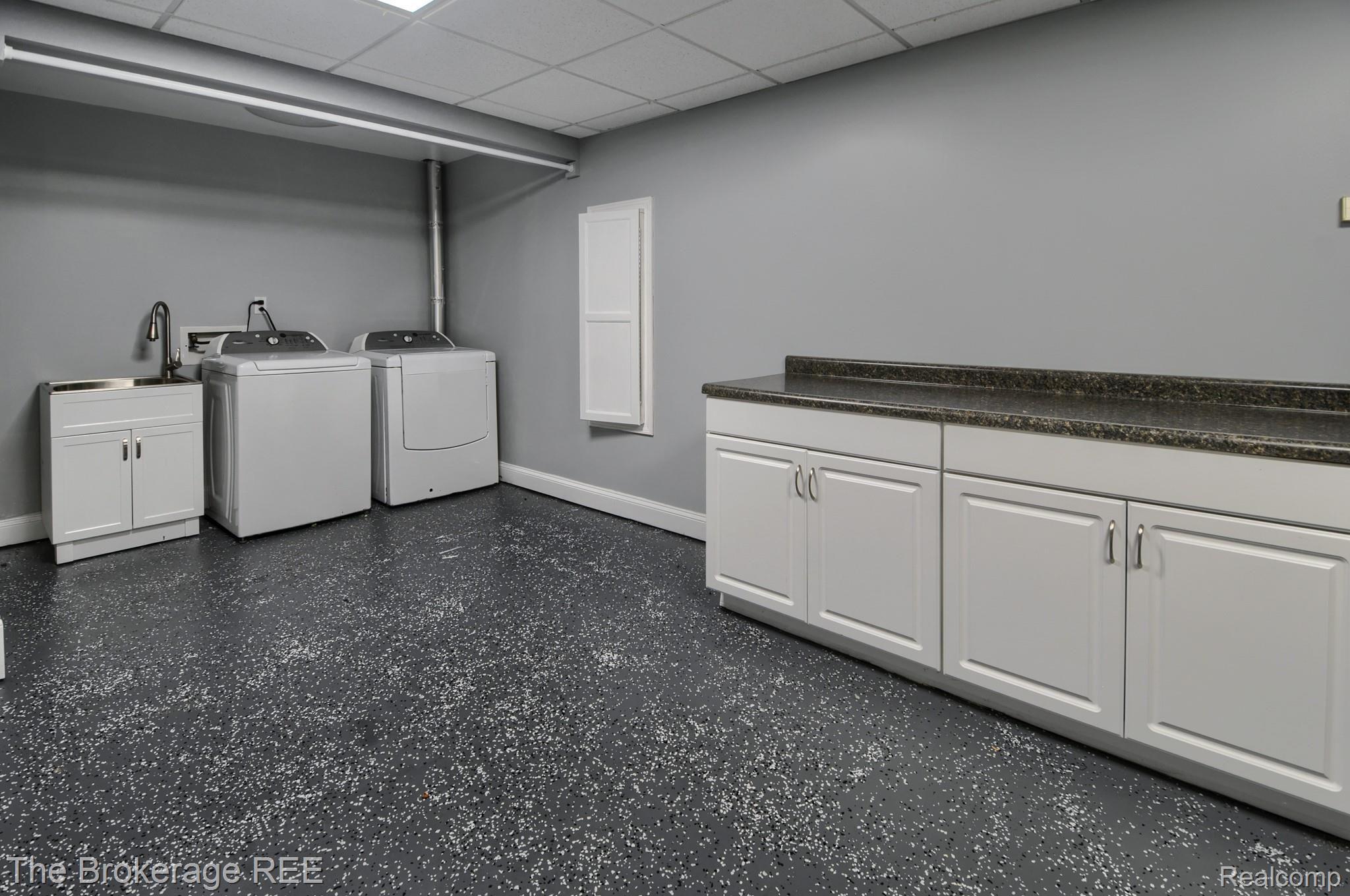 3056 Rivershyre Parkway Davison, MI 48423 - Photo 14 of 14 SD3_5556-HDR(5).jpg