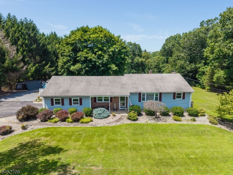 135 Rockafellows Mill Road Flemington, NJ 08822 - Photo 2 of 46 Gallery Image 2