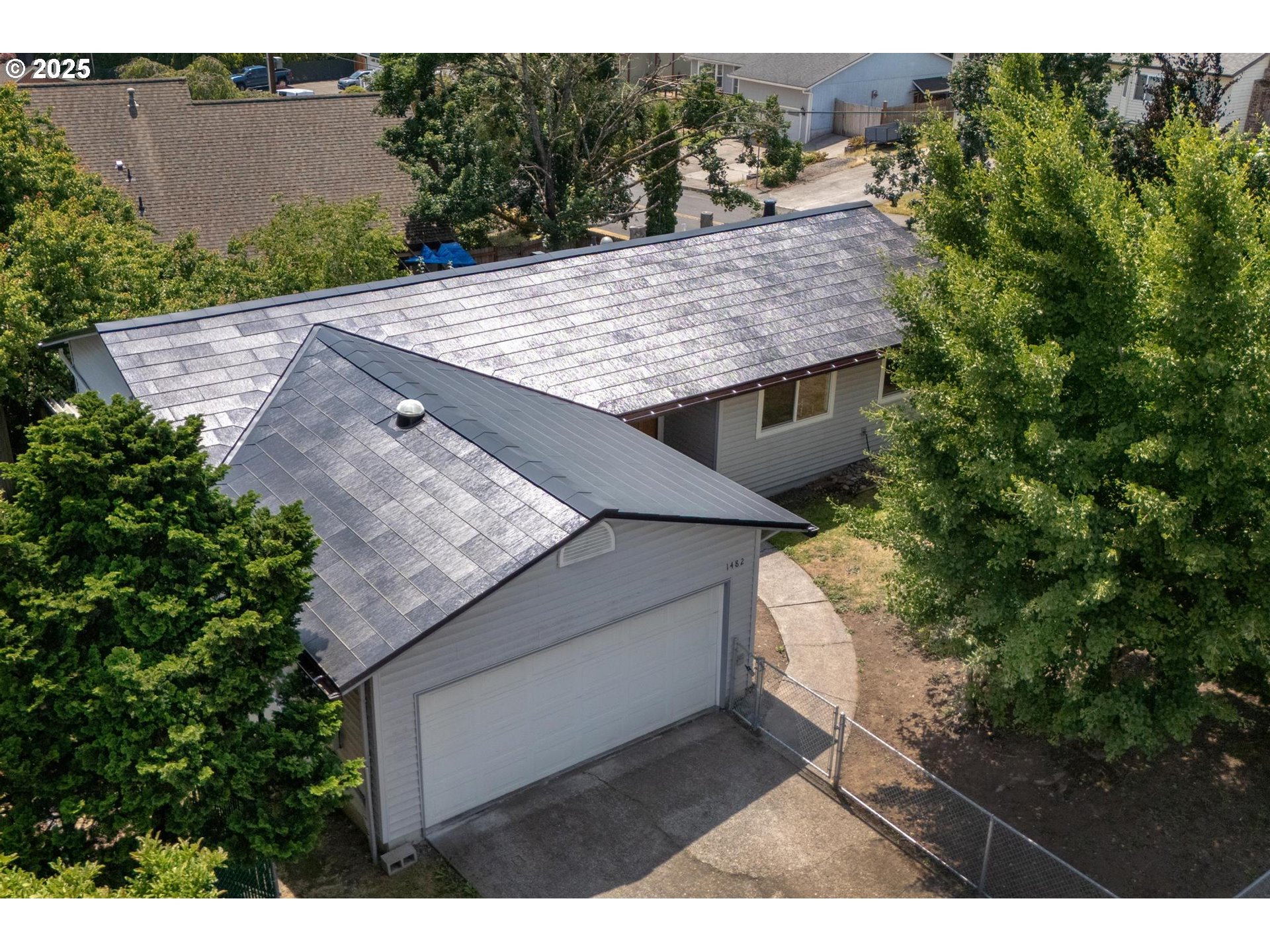 1482 Southwest 5th Place Gresham, OR 97080 - Photo 1 of 32 Gallery Image 1