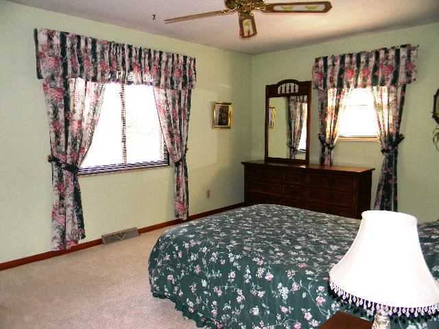 701 Murnan Road Galloway, OH 43119 - Photo 8 of 10 Gallery Image 8