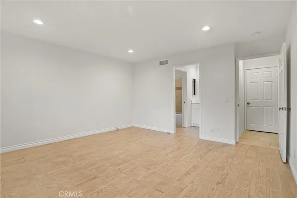 $6,500 | 11738 Andasol Avenue, Granada Hills, CA 91344