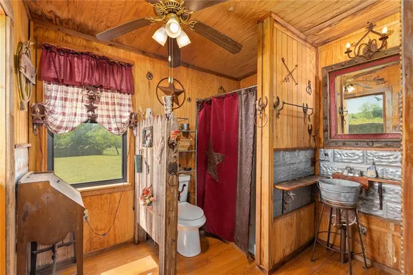 $975,000 | 324 Pr 2621, Santa Anna, TX 76878