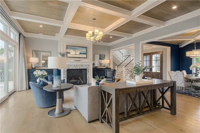 $2,995,000 | 27582 Highland Circle, Olathe, KS 66061