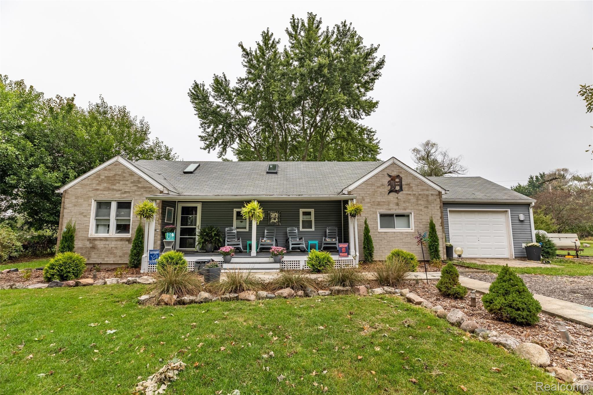 6218 Colf Road Carleton, MI 48117 - Photo 1 of 35 1.Front