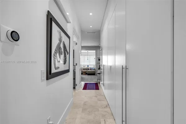 $5,495,000 | 140 Hampton Lane, Key Biscayne, FL 33149