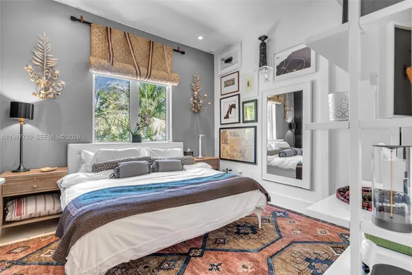 $5,495,000 | 140 Hampton Lane, Key Biscayne, FL 33149