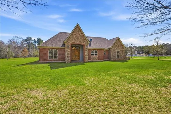 $679,000 | 42587 Pleasant Ridge Extension, Ponchatoula, LA 70454