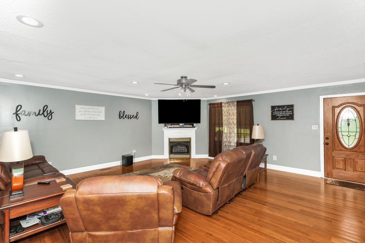 18121 Coffman Road Elkmont, AL 35620 - Photo 6 of 31