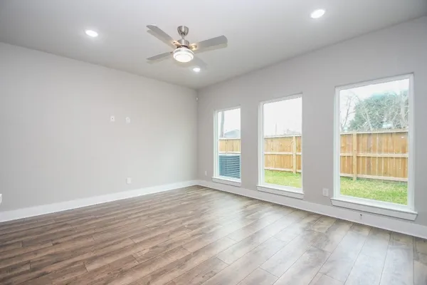 $2,500 | 4401 Alvin Street, Unit B, Houston, TX 77051