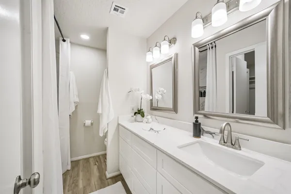 $274,995 | 19635 Moonhollow Drive, Houston, TX 77084