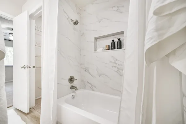 $274,995 | 19635 Moonhollow Drive, Houston, TX 77084