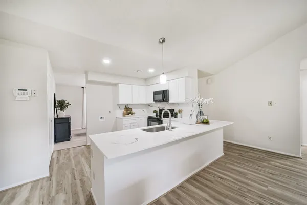 $274,995 | 19635 Moonhollow Drive, Houston, TX 77084