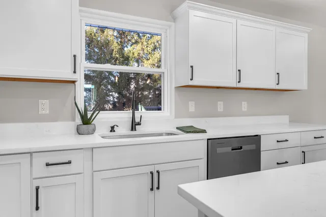 $389,900 | 14244 South 1050 West, Wanatah, IN 46390