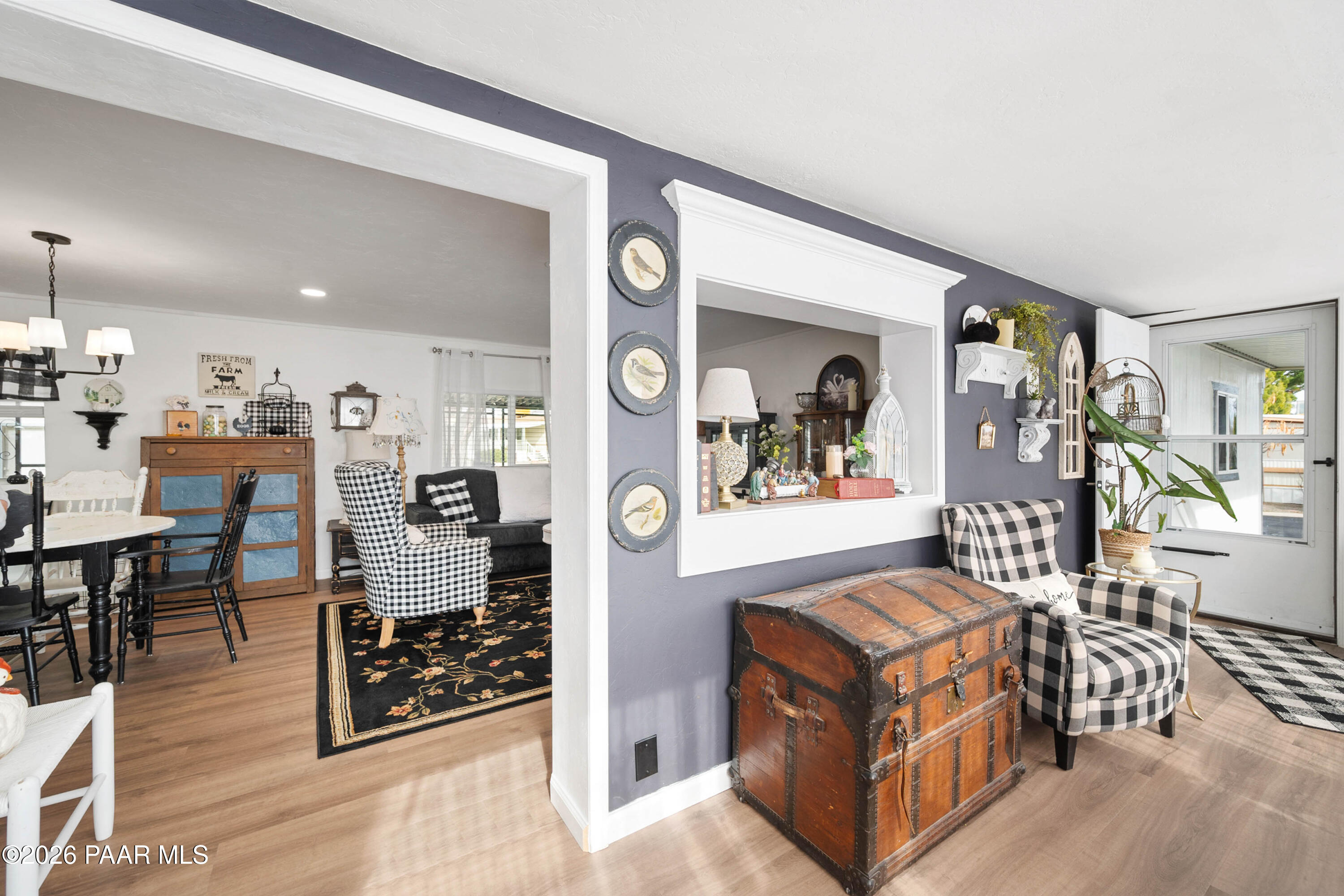 1165 Rocking M Lane Dewey, AZ 86327 - Photo 5 of 30 a living room with furniture and a flat screen tv