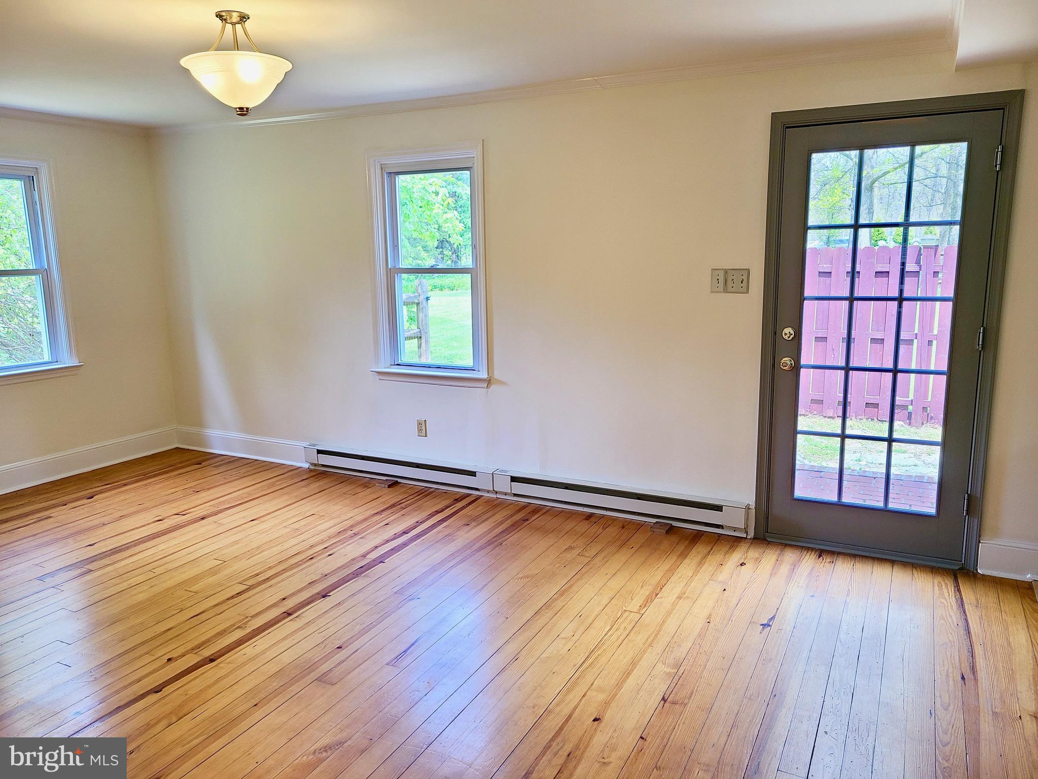 5074 Charles Town Road Kearneysville, WV 25430 - Photo 4 of 61