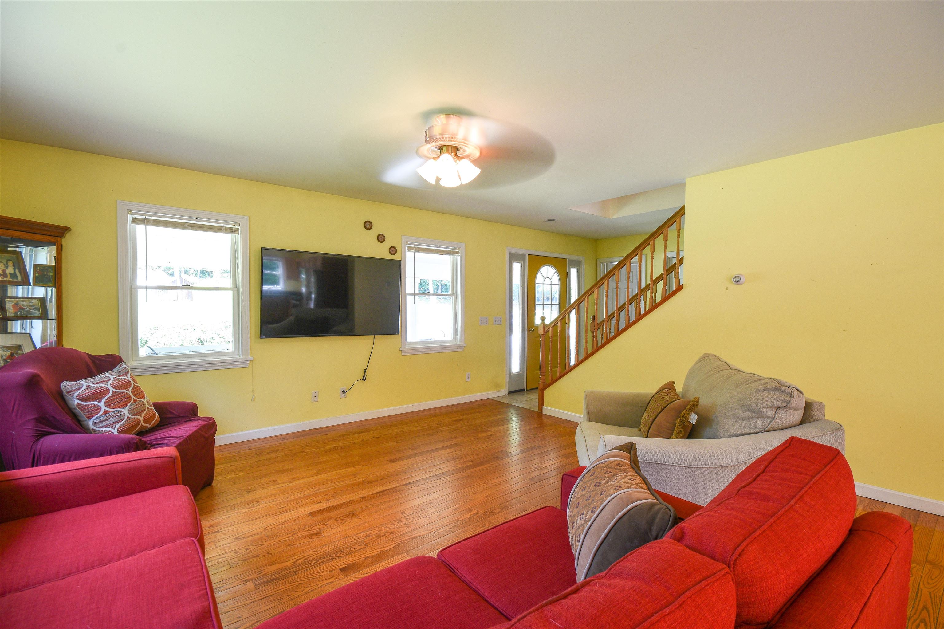 466 Laver Road Sunderland, VT 05250 - Photo 4 of 40 Gallery Image 4