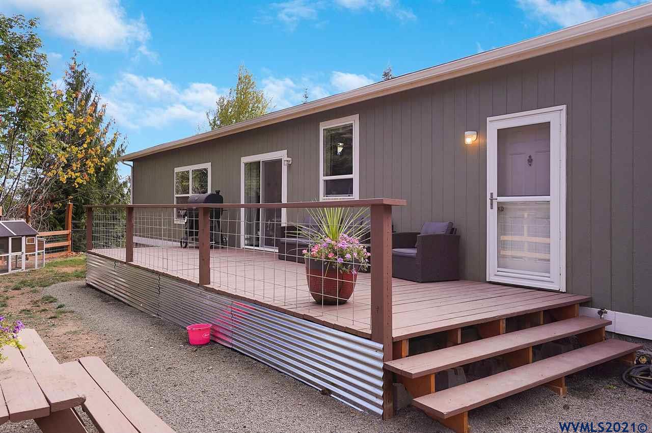 6645 Ash Street Grand Ronde, OR 97347 - Photo 3 of 42