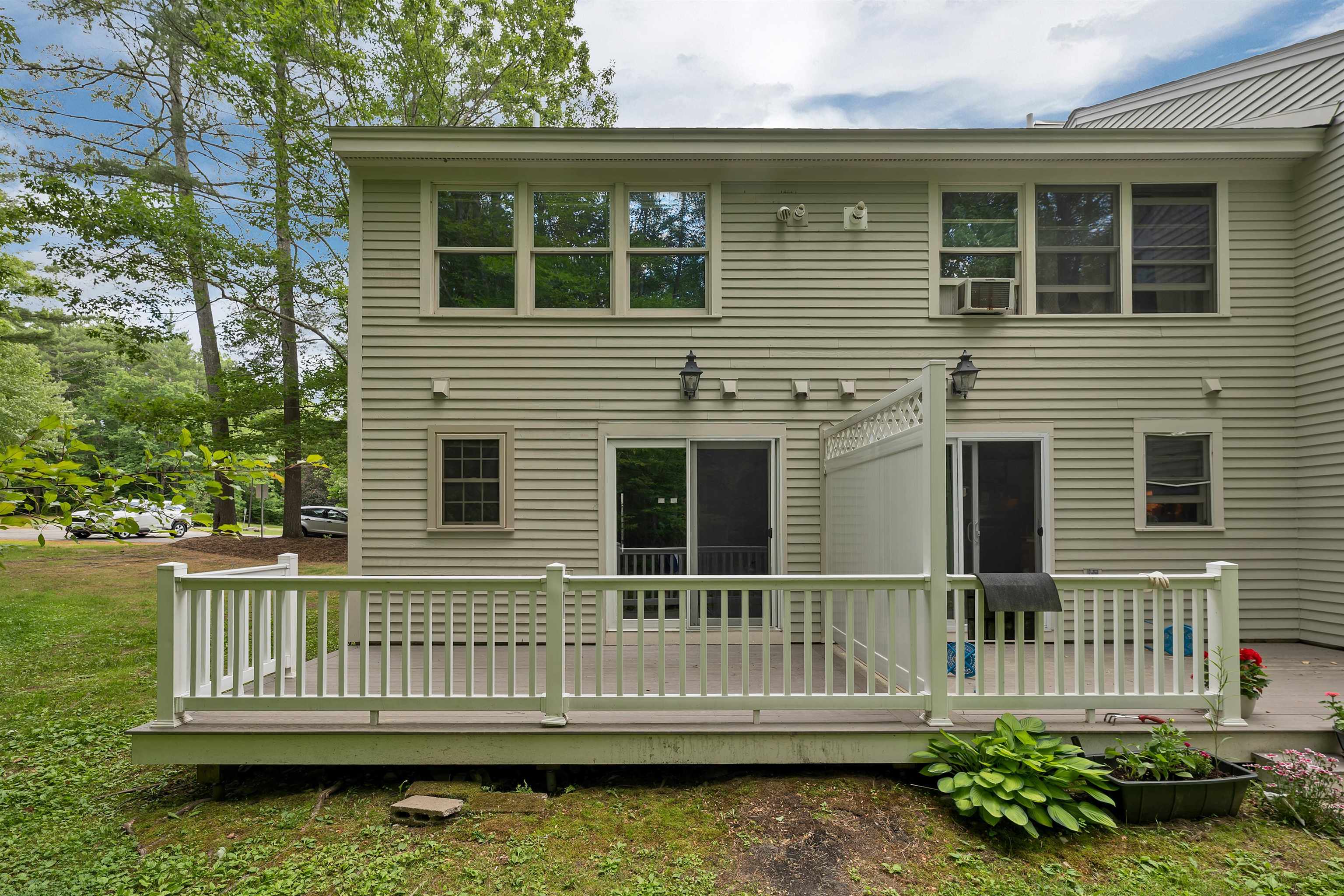 65 Woodland Green, Unit 65 Rochester, NH 03868 - Photo 10 of 49