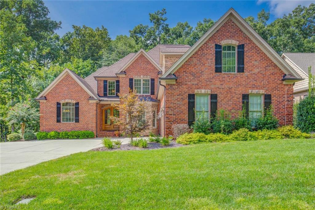 5045 Bennington Way High Point, NC 27262 - Photo 2 of 39 Gallery Image 2