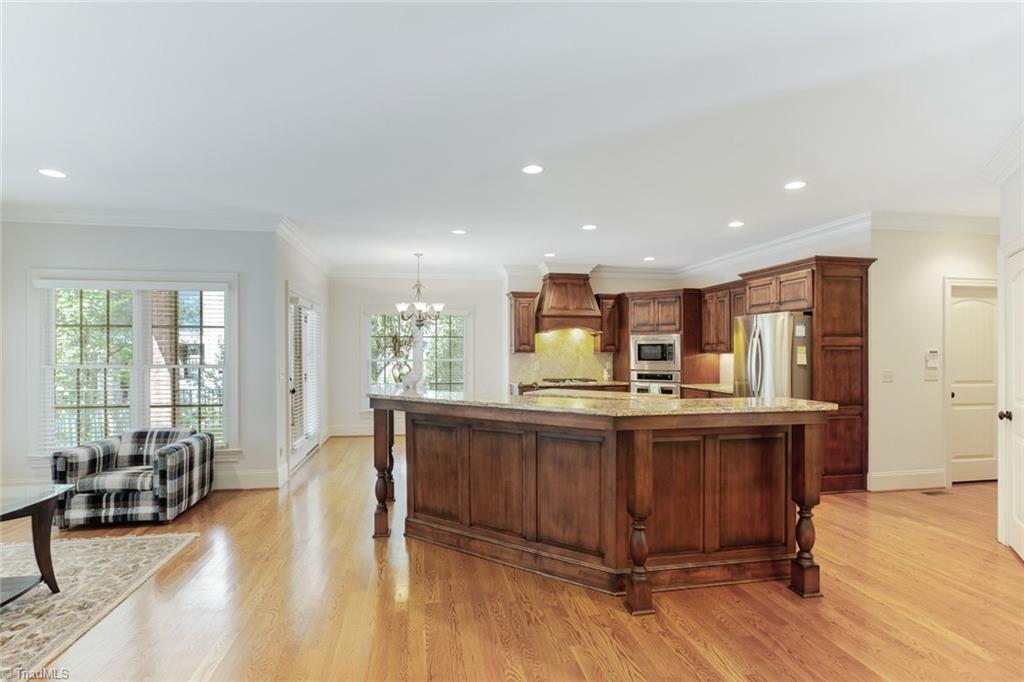 5045 Bennington Way High Point, NC 27262 - Photo 11 of 39 Gallery Image 11