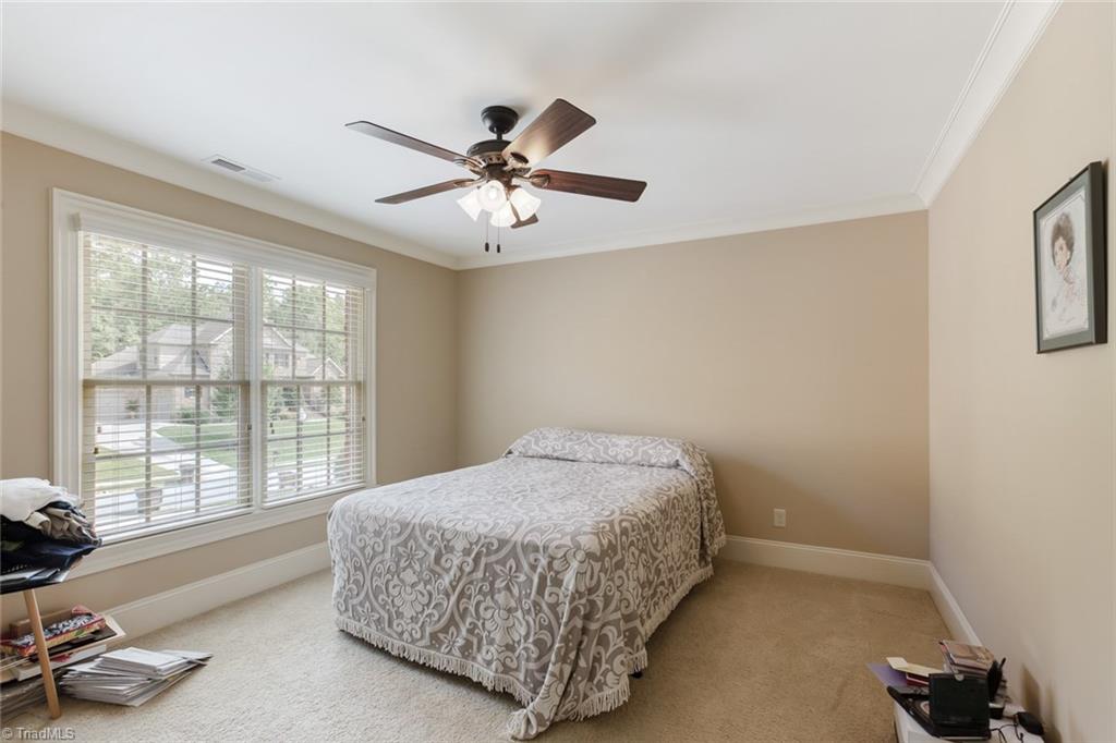 5045 Bennington Way High Point, NC 27262 - Photo 31 of 39 Gallery Image 31