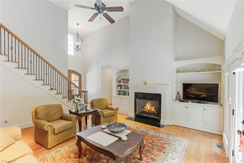 5045 Bennington Way High Point, NC 27262 - Photo 8 of 39 Gallery Image 8
