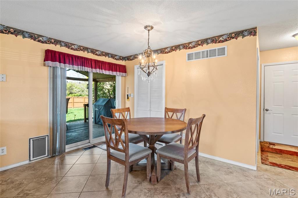 1129 MacLean Drive O'Fallon, IL 62269 - Photo 12 of 40