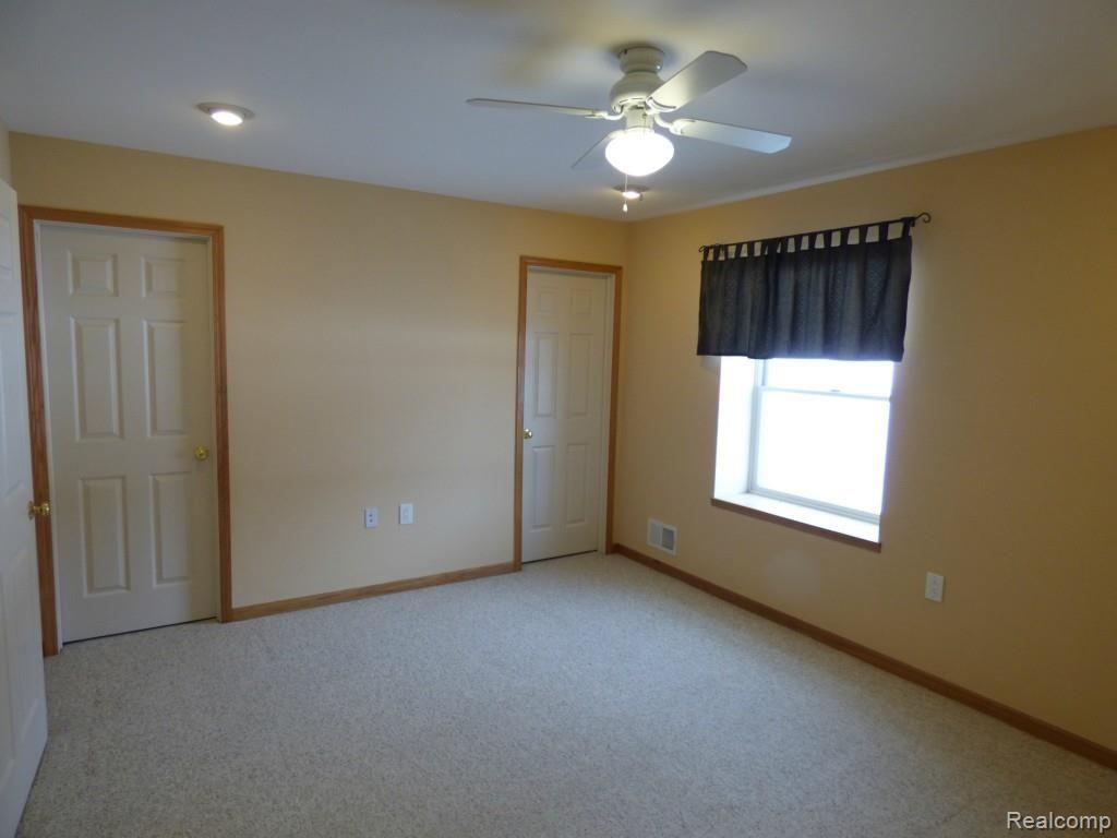 10722 Stinchfield Woods Road Pinckney, MI 48169 - Photo 33 of 51 P1010947.jpg