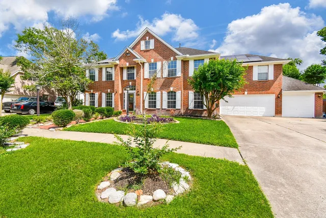 $450,000 | 19711 Arbor Creek Drive, Katy, TX 77449