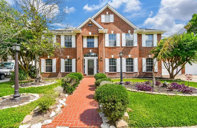 $450,000 | 19711 Arbor Creek Drive, Katy, TX 77449