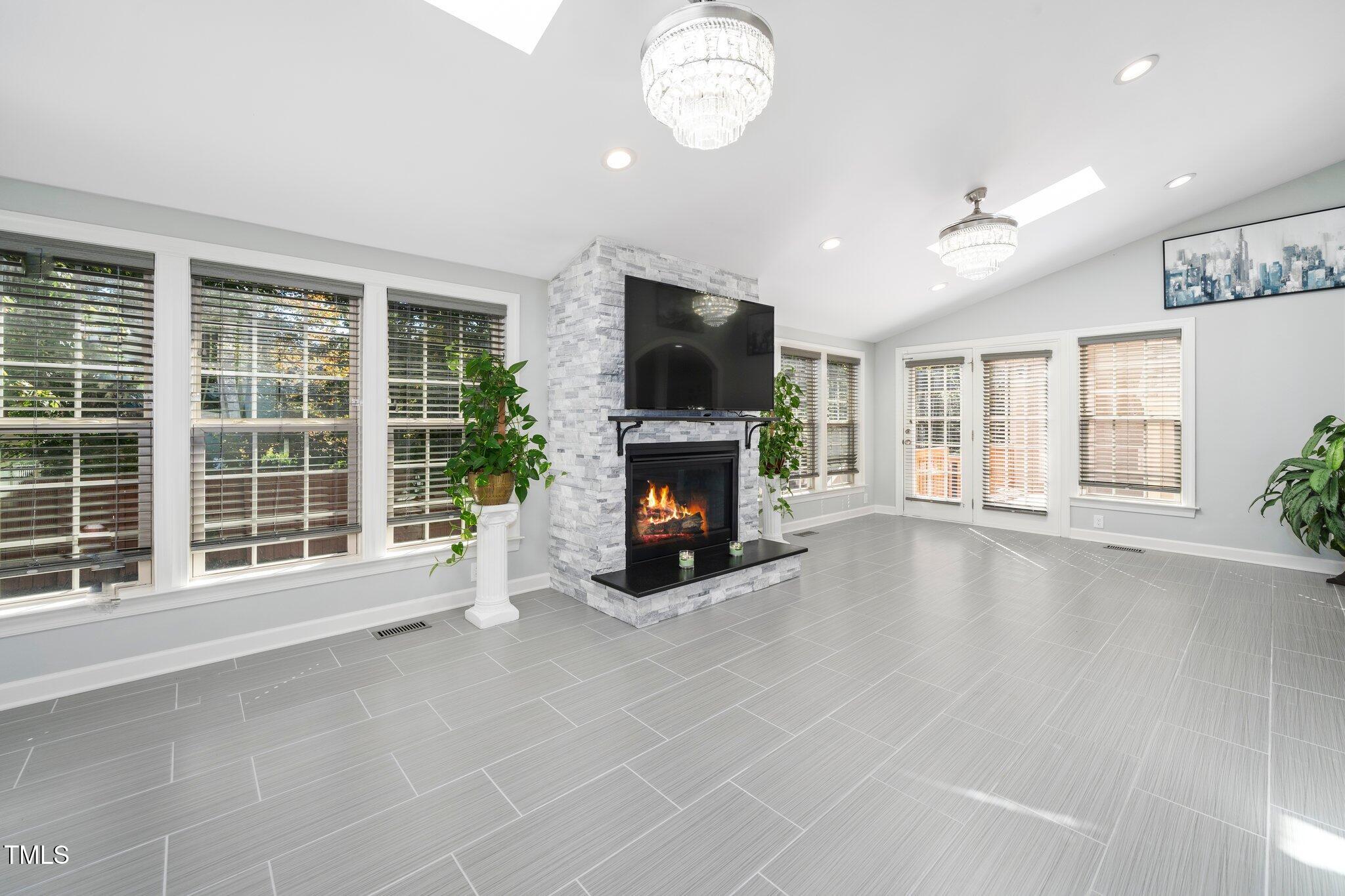 1017 Vino Drive Raleigh, NC 27607 - Photo 21 of 50 23-web-or-mls-1017 Vino (94 of 246)