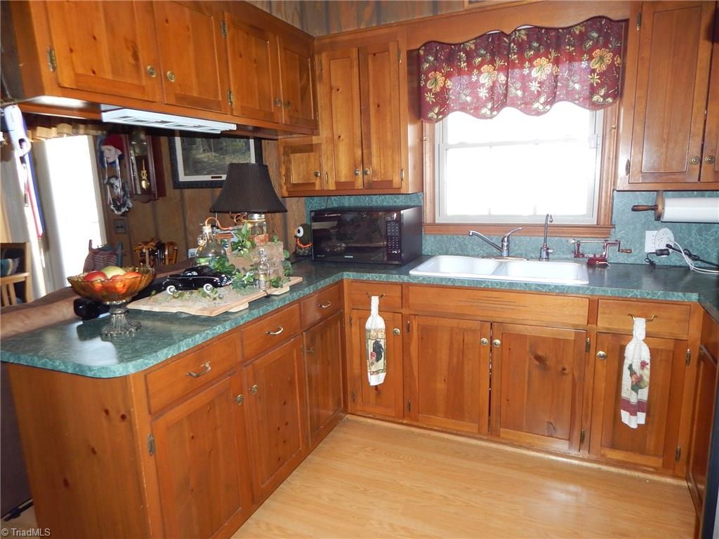 587 Cool Springs Church Road Elkin, NC 28621 - Photo 8 of 21 Gallery Image 8