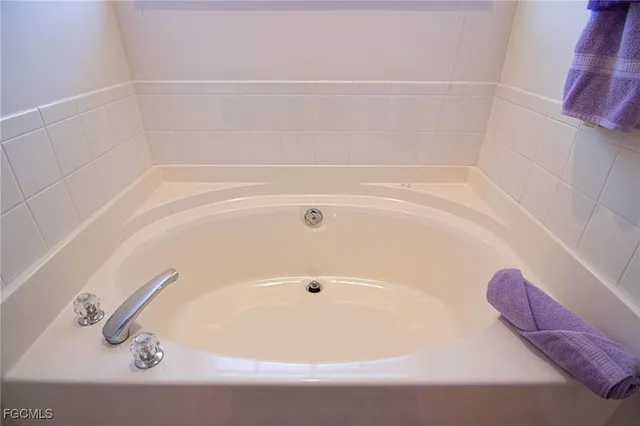 $1,850 | 3032 Southwest 10th Avenue, Cape Coral, FL 33914